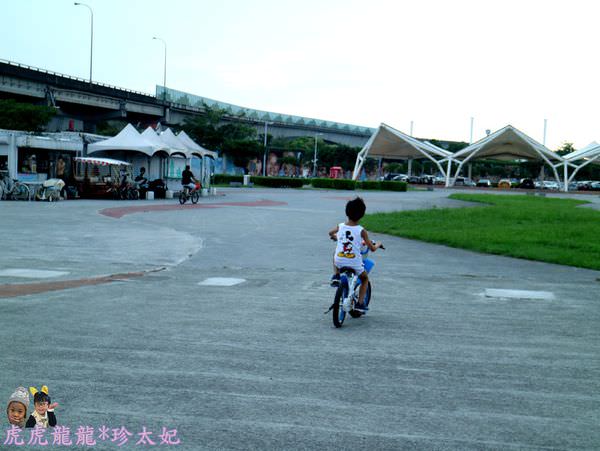 20241009-aww6y